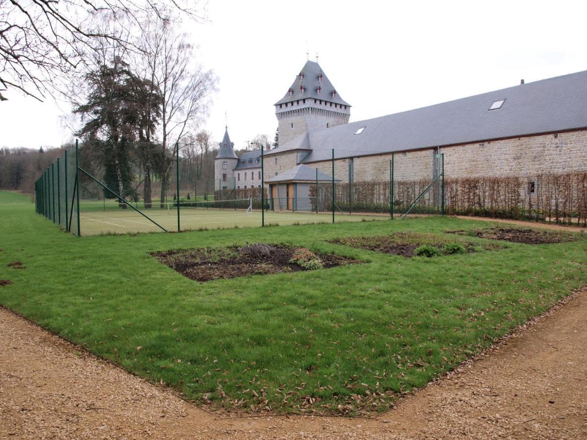 Chateau Jemeppe Hotel Marche-en-Famenne Exterior photo